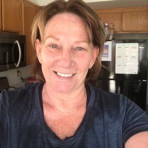 Meet your Posher, Sharon